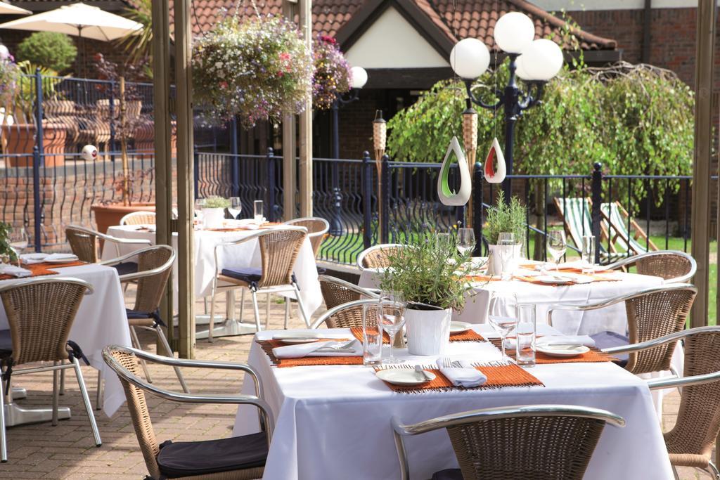 Aztec Hotel&Spa Almondsbury Exterior foto
